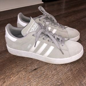 Men’s 8 adidas campus suede